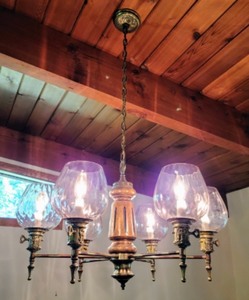 lot 15 image: Vintage Brass Light Fixture
