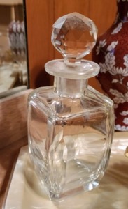 lot 40 image: Vintage Delights
