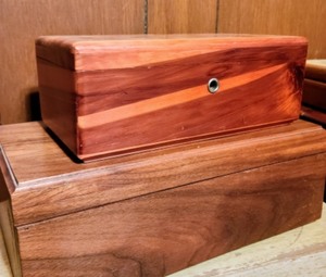 lot 39 image: Vintage Wood Boxes