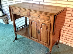lot 2 image: Thomasville Buffet Server