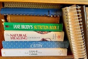 lot 165 image: Cookbooks