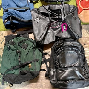 lot 140 image: Lot of Travel Bags