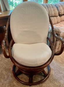 lot 65 image: Charming Chair