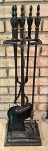 lot 91 image: Fireplace Set