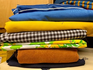 lot 113 image: Fabric