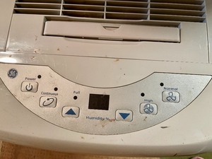 lot 116 image: General Electric Dehumidifier