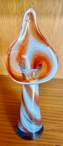 lot 215 image: Art Glass Vase