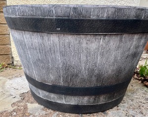 lot 274 image: Plastic Half Barrel Planter