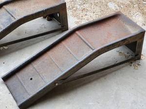 lot 252 image: Set of Garage Car Ramps
