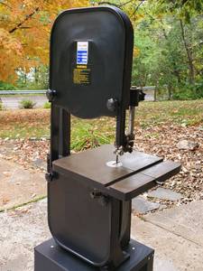 lot 253 image: Cal-Hawk 14 Metal-Wood Cutting Band Saw