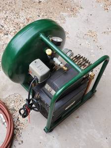 lot 258 image: Portable Air Compressor by ROL-AIR with Hose