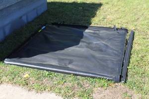 lot 888 image: Ford Short Box Soft Pickup Bed Cover