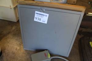 lot 938 image: Lot of (2) Access Panel  Electrical Box