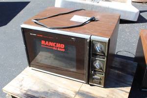lot 967 image: Sharp Rancho RS5000 Carousel Convection Microwave Oven
