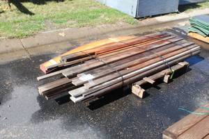 lot 972 image: Lot of Wood Boards