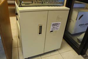 lot 1013 image: Metal Rolling Office Supply Cabinet 2-shelf