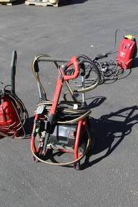lot 894 image: Husky Pressure Washer, Electric