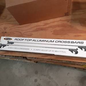 lot 25 image: CargoLoc Rooftop Crossbars (2) 52 ...