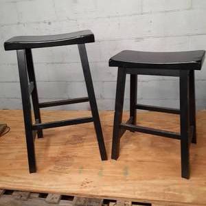 lot 67 image: (2) Counter Stool Chairs 24 & 29...