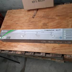 lot 70 image: Lithonia Lighting LED Track Light...