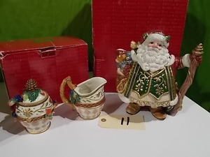 lot 11 image: Fitz and Floyd collectables Jolley ...