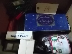 lot 19 image: Box full of collectables...