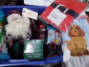 lot 20 image: Tub full of christmas decorations a...