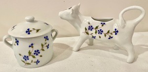 lot 48 image: Blue and White Dishware Delights