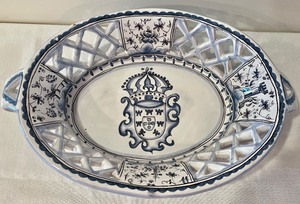 lot 41 image: Portuguese Hand Painted Bowl