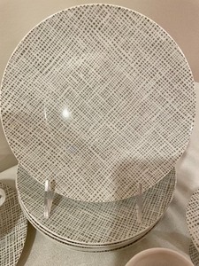 lot 52 image: Rosenthal Dishware