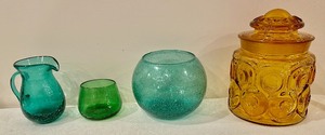 lot 57 image: Colorful Vintage Glassware