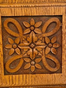 lot 85 image: Two Architecture Pieces from Former Minnesota Governor Andrew McGills Mansion