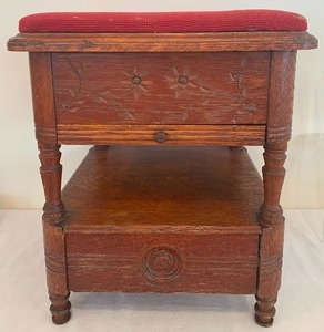 lot 193 image: Antique Shoeshine Kit Once Owned by Former MN Governor Andrew McGill