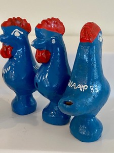 lot 104 image: Chicken Stuff
