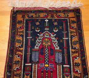 lot 161 image: Colorful Ethnic Rug