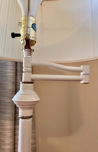 lot 341 image: Vintage Floor Lamp