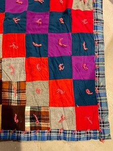 lot 283 image: Vintage Quilt