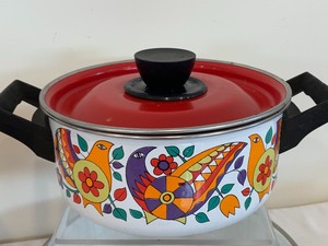 lot 267 image: Vintage Cookware