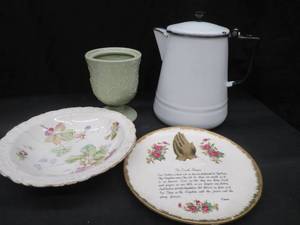 lot 70 image: WHITE ENAMEL COFFEE POT PLUS