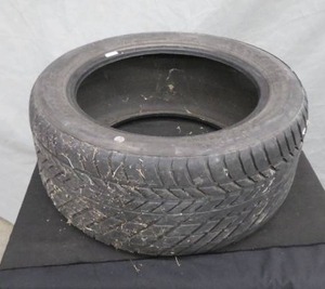 lot 78 image: GOODYEAR TIRE