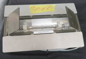 lot 111 image: OUTDOOR WATER PROOF LIGHT FIXTURE