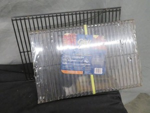 lot 120 image: 2 NEW GRILL COOKING GRIDS