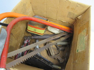 lot 33 image: box of vintage tools