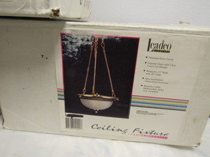 lot 39 image: Hanging lamp