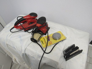 lot 41 image: Electric sanders