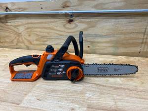 lot 110 image: BLACKDECKER 10 in. 20V MAX Lithium-Ion Cordless Chainsaw (Tool Only)