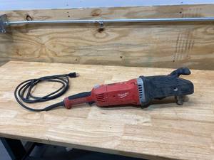lot 7 image: MILWAUKEE 13 Amp Corded 12 in. Super Hawg Hole Hawg Right Angle Drill Driver