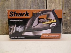 lot 68 image: Shark - Ultimate Professional Iron - CopperGray
