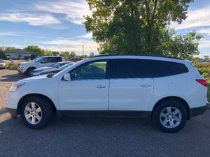 2010 Chevrolet Traverse LT - AWD