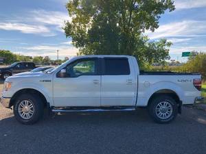 2009 Ford F150 Lariat - 4x4 V8 - LOADED - 2 OWNER